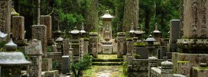 cimetière-okuno-in-mont-koya
